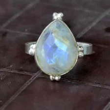 Natural Rainbow Moonstone Ring,925 Sterling Silver,Handmade Ring,Stacking Ring