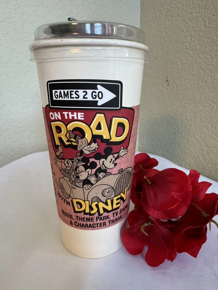 Vintage Exclusivo Jogos Divertidos 2 Go On The Road com Disney Hallmark. 2 a 22 jogadores - Imagem 2 de 4