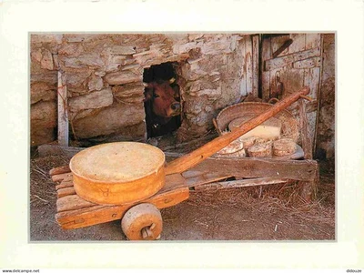 Carte Postale - Metiers - Fromager - Fromages - Fromagerie - Les Alpes Française - Photo 1/2