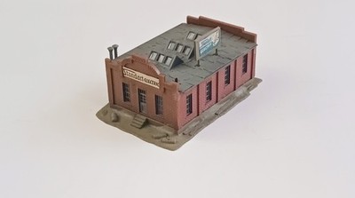 TYCO KIT BY POLA HO SCALE STANDART ELECTRIC BUILDING
