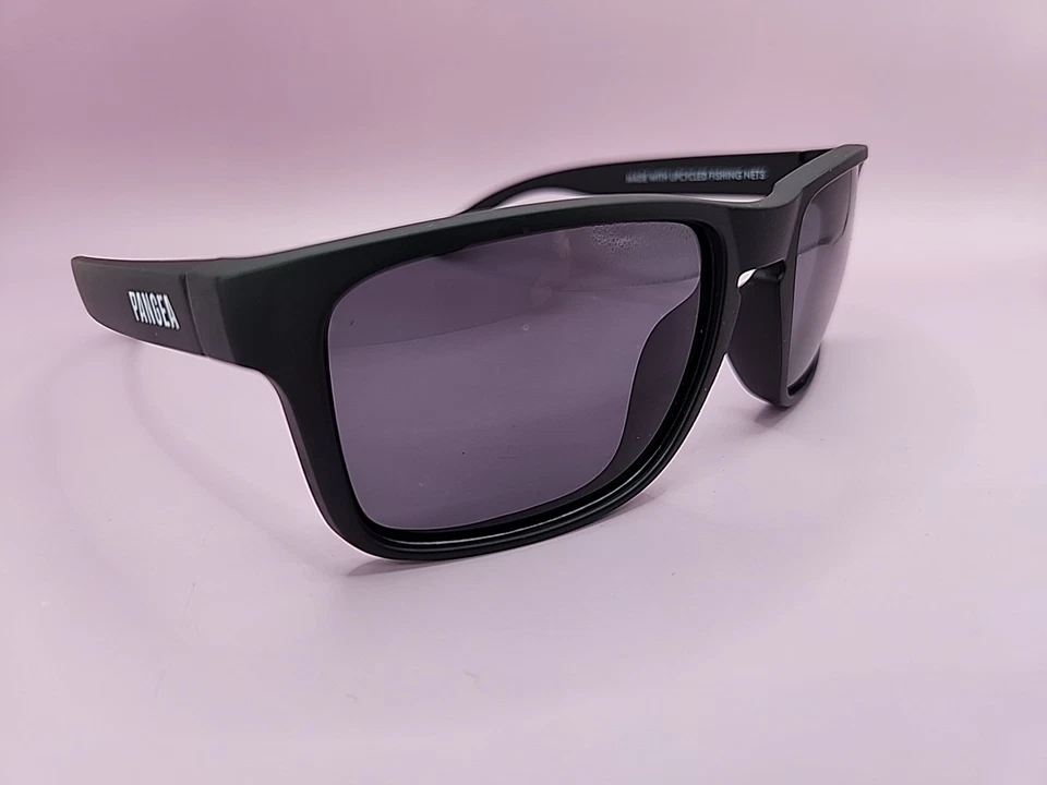 NUEVAS gafas de sol de viaje Pangea Reef. Negro, Acanthuras Foto 3 de 4