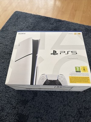 Sony PlayStation 5 Slim Disc Edition 1TB + Controller