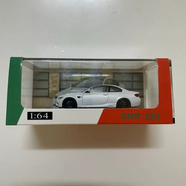 1:64 Scale BMW E92 Model Car by Fine Model