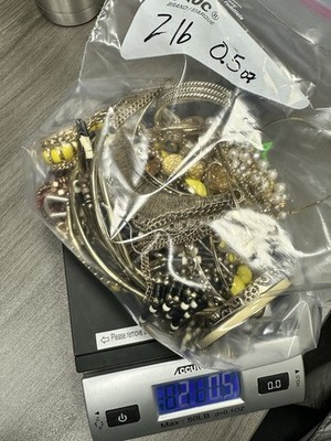 2 Lb  0.5oz Bag Of Jewelry Earrings Bracelets Necklaces Misc Items Mystery Bag !