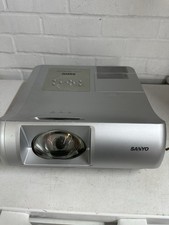Sanyo WXGA Projector HDMI Powers Up