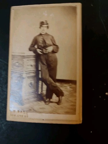 Civil War, woman dressed as Union soldier, Carte de Visite, Militaria Theme