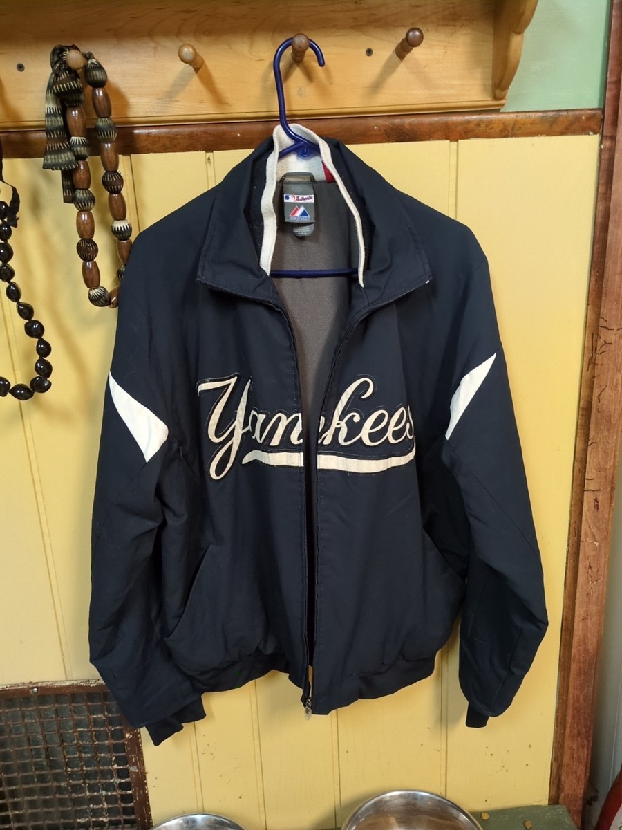 Vintage Men's New York Yankees Navy Therma Base Bomber Vintage Men's New York Yankees Navy Therma Base Bomber