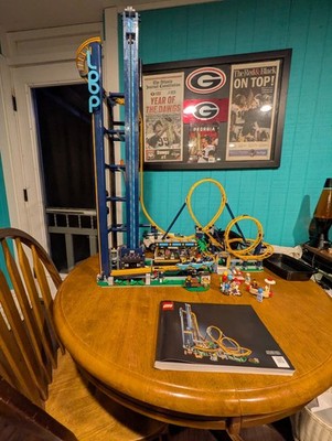 LEGO Icons: Loop Coaster (10303)