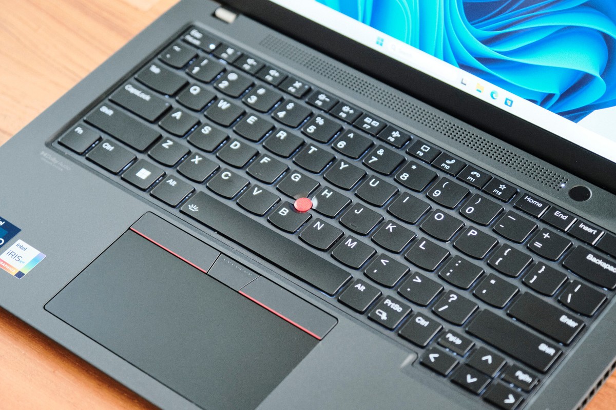 Lenovo ThinkPad T14 Gen 3, Core i7-1270P (12-cores), 32GB DDR4 