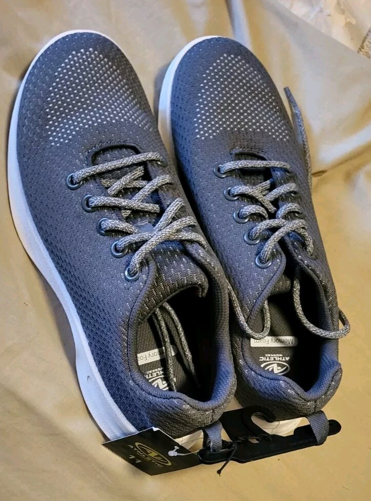 SAOLA Scarpe da ginnastica uomo taglia 11 NNB memory foam sintetiche