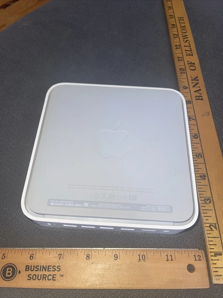 Apple Airport Extreme 5th Generation A1408 Base Station WiFi Wireless Router - Image 4 of 4