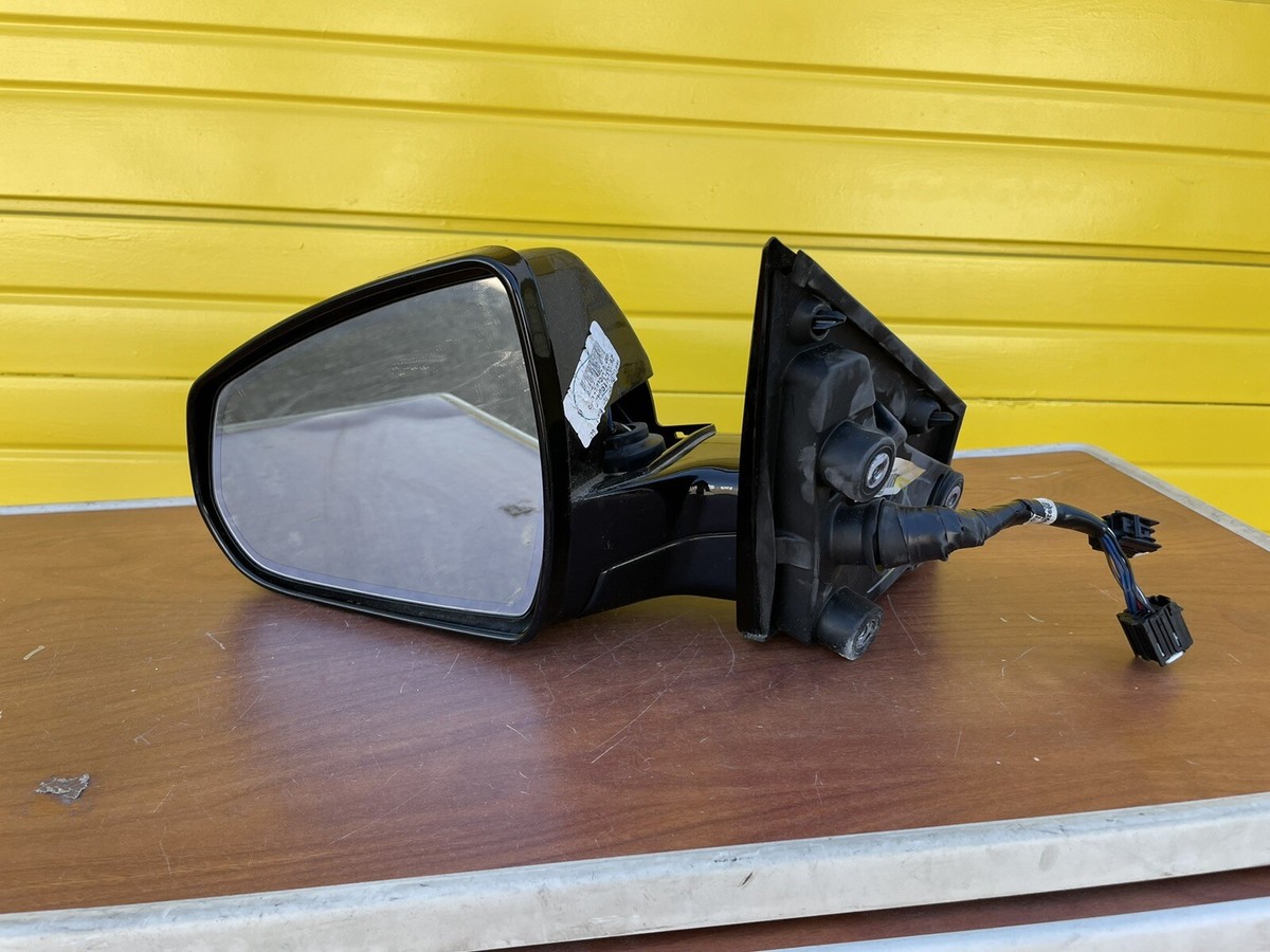 2010-2015 Cadillac SRX Door Left Side Rear View Mirror