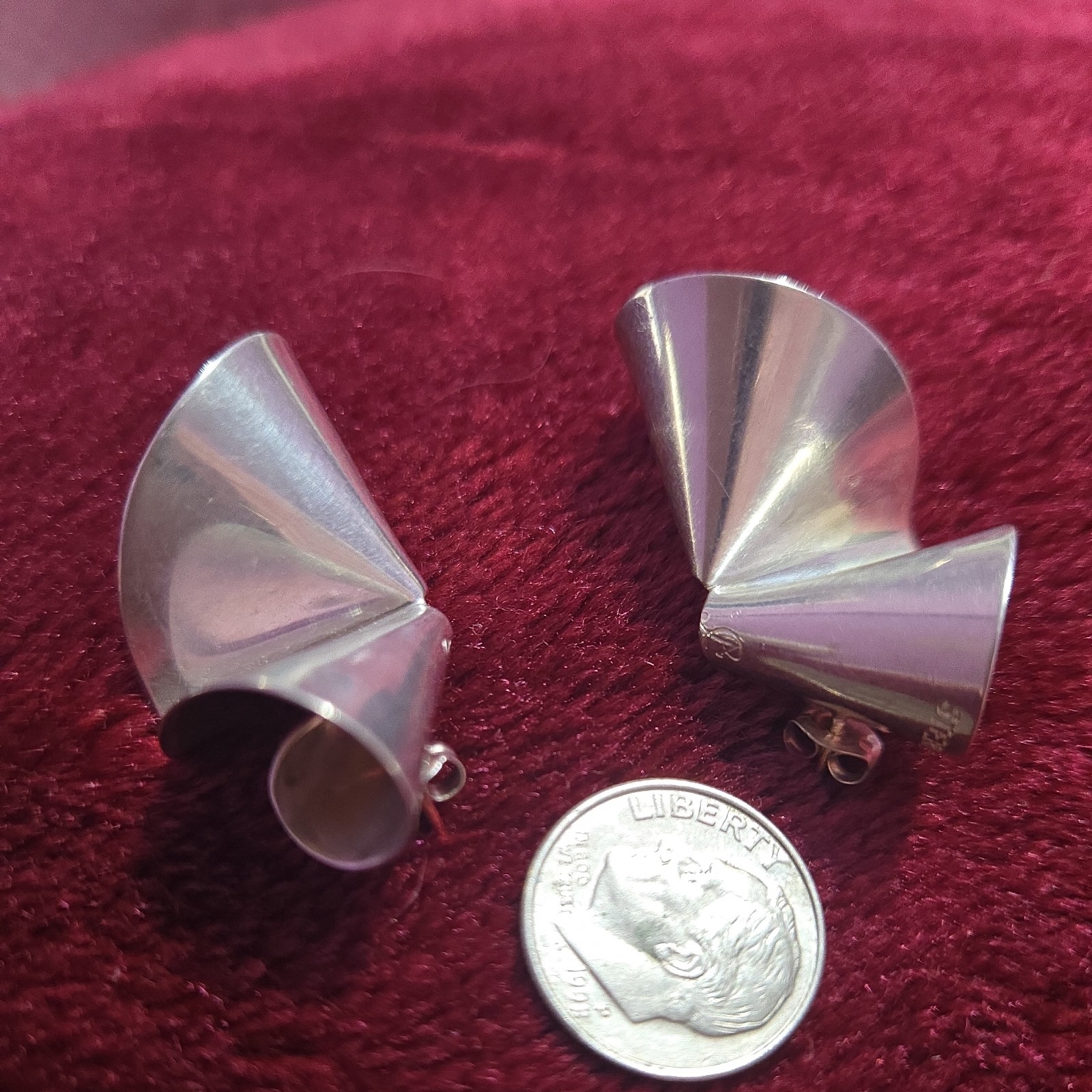 sterling Silver 925 Nice Twisted Shell Design Stu… - image 6