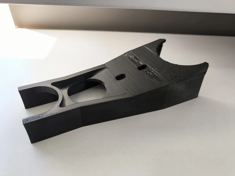 Pattino Catena / Striscia Scorricatena per Yamaha TT600E / TT600R Cod 4GVF215100 - Immagine 3 di 4