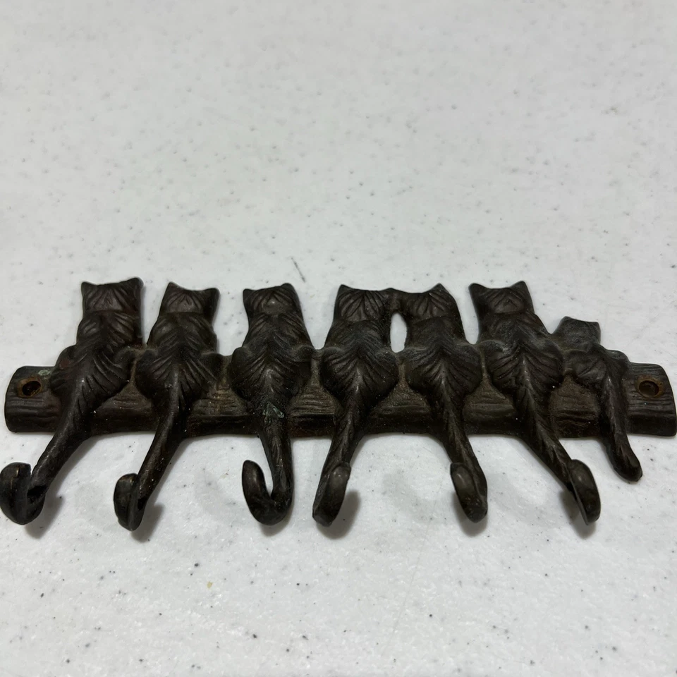 De Colección Tono Latón Colas de Gato Montaje en Pared 6 Ganchos Porta Llaves Joyería Colgador con Tornillos Foto 4 de 4