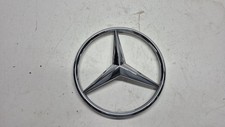 Mercedes-Benz GLC X253 C253 2017 Vorne Herstelleremblem A0008172116 OSA8878 Mercedes-Benz GLC X253 C253 2017 Vorne Herstelleremblem A0008172116 OSA8878
