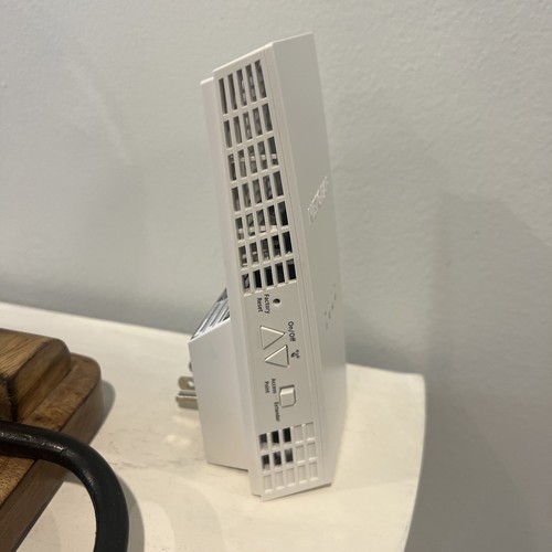 Netgear EX6400V3 AC1750 WiFi Mesh Wtyczka ścienna Przedłużacz zasięgu Wzmacniacz sygnału - Zdjęcie 6 z 7