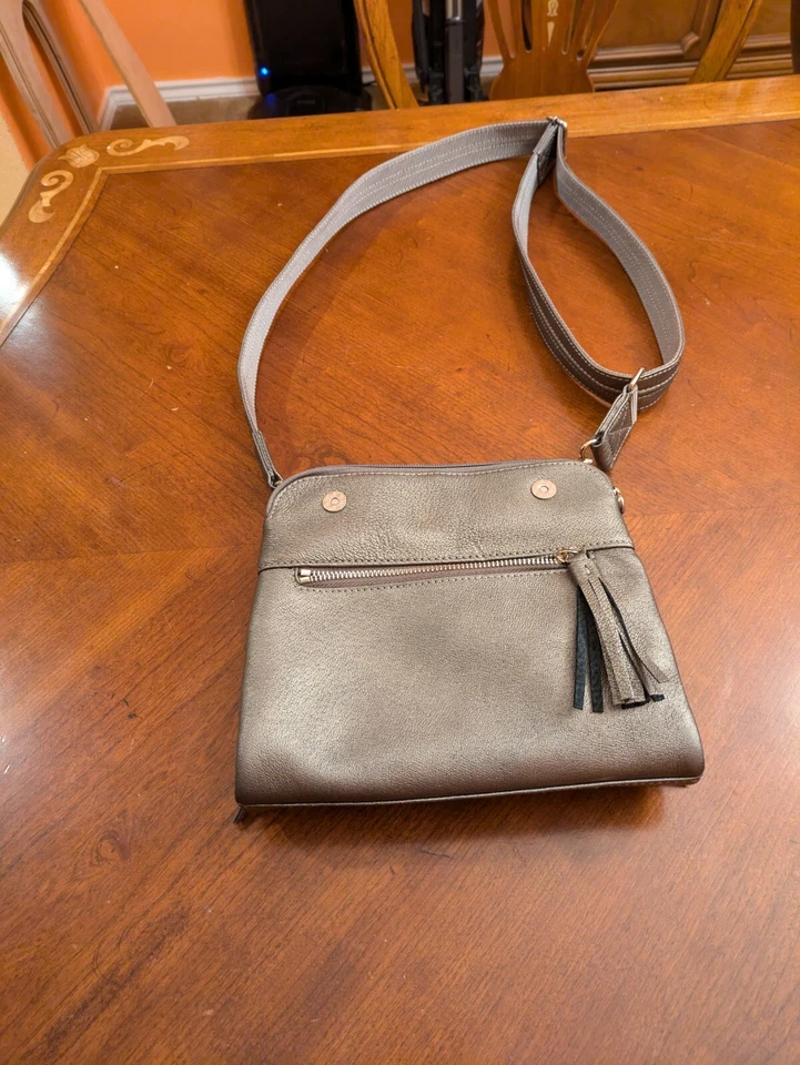 Gun Tote’n Mamas Conceal Carry Crossbody Purse Bag Shoulder Strap - Image 4 of 4