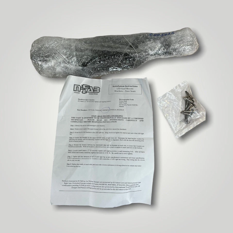 Soportes de luz montados en techo N-Fab C8850LR - Nuevos - Caja abierta Foto 2 de 4