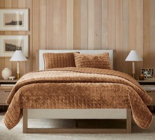 Luxurious Velvet Quilt King Size Set 98" x106" Ultra Soft Bedding Set Quilted...