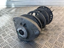 Amortisseur Infiniti Q30