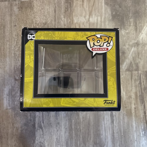 Funko Pop! Deluxe: DC Universe - Batman #521 - Imagen 2 de 6