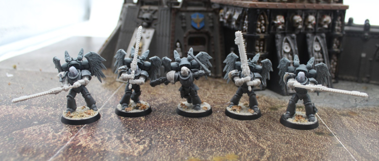 Blood Angels 5x Sanguinary Guard (aftermarket parts added) Assembled, ID#3463