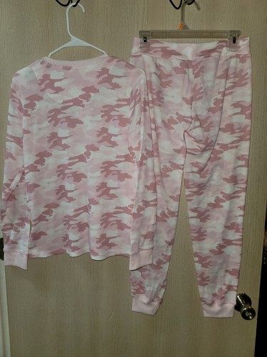 Rare Womens Maidenform 2-Piece PINK CAMO Thermal Pajama Set Size Medium - Picture 9 of 9