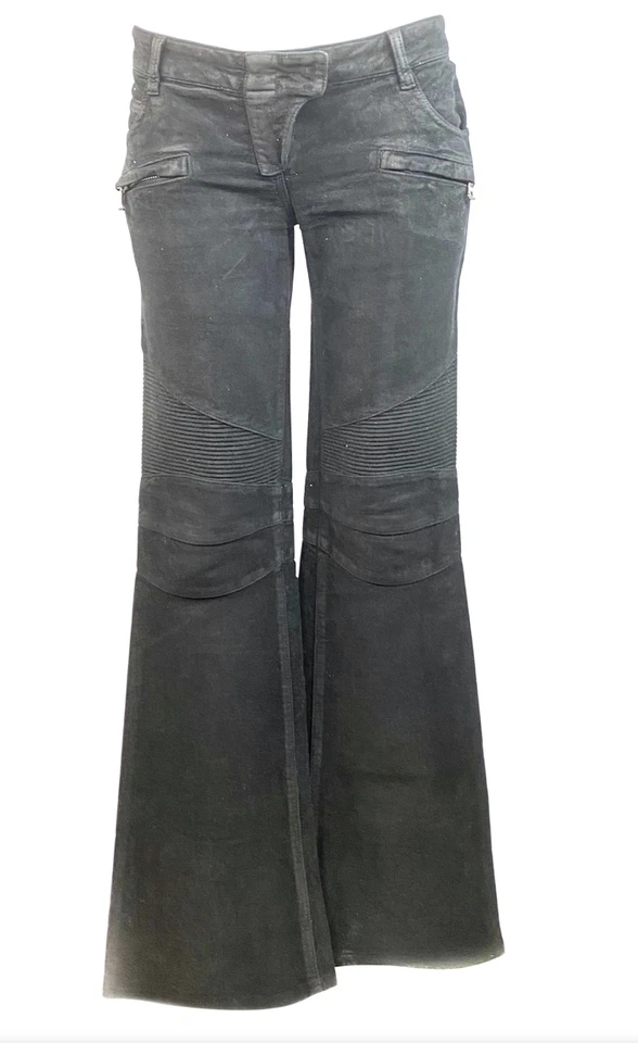 Pantalón de mezclilla Balmain negro de gamuza acampanado talla 40