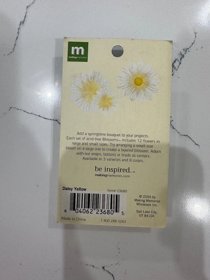 Papel para hacer recuerdos flores flores amarillo margarita 6 pequeñas/6 lg álbumes de recortes manualidades Foto 2 de 4