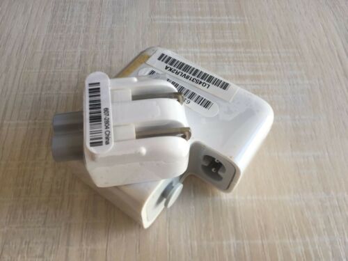 A1070 Apple iPod Firewire Charger Power Adapter For iPod Mini A1051 4GB 6GB - Picture 1 of 12