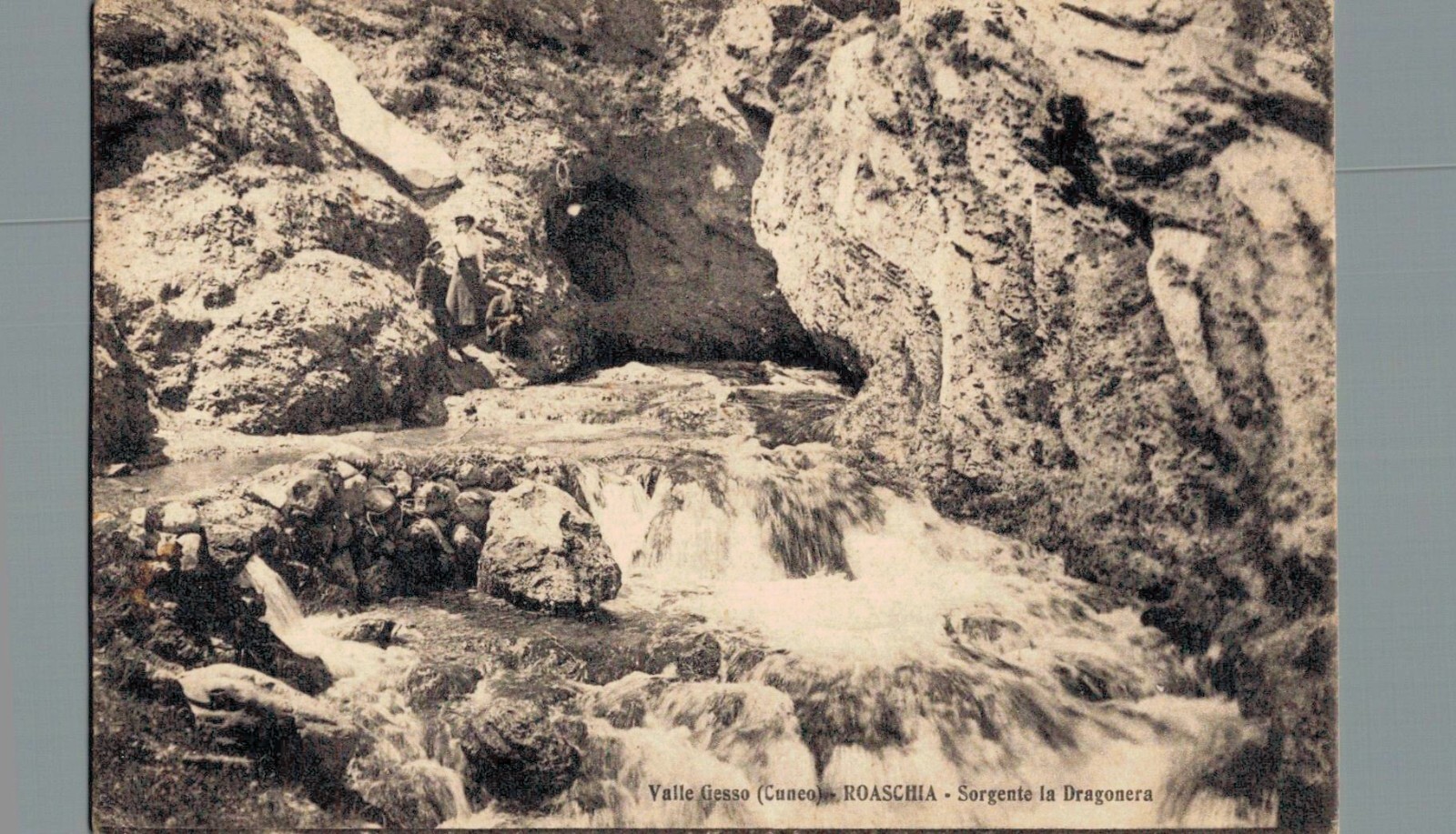 Cuneo Roaschia sorgente la Dragonera F. piccolo spedita franc. asp.