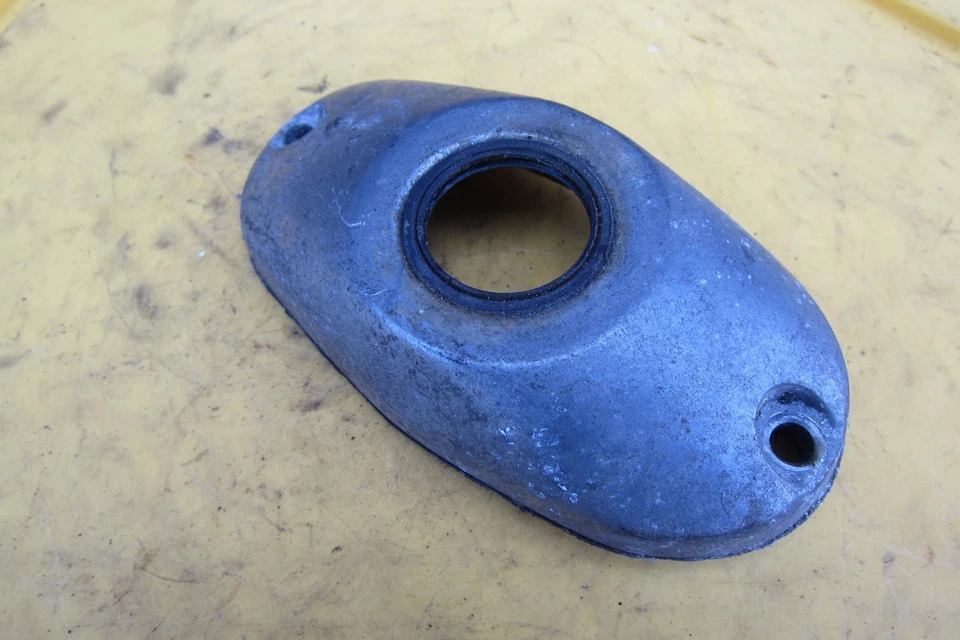 1977 HONDA CB750A AUTO PARKING BRAKE MECHANISM COVER - Image 2 of 4