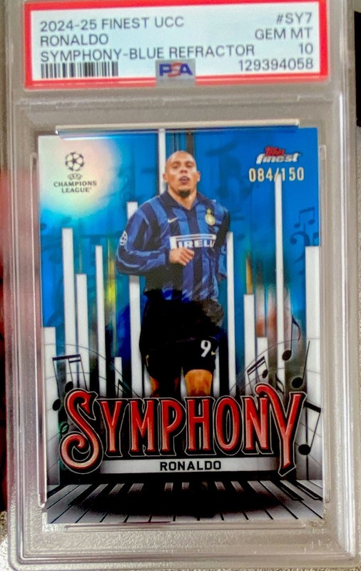 Topps 2024-25 Finest UCC Finest Symphony Ronaldo SY-7 Blue Refractor /150 PSA 10
