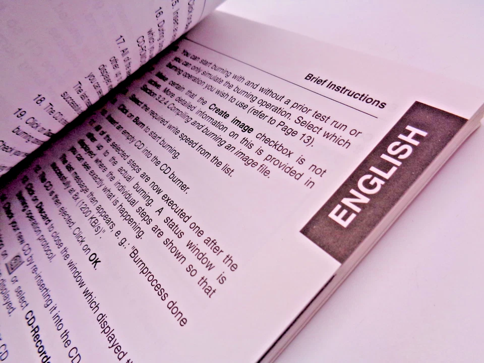 IBM PC -- NERO 5 BURNING ROM RECORDING GUIDE & QUICK START (NERO - MANUAL) #2ML - Bild 3 von 4