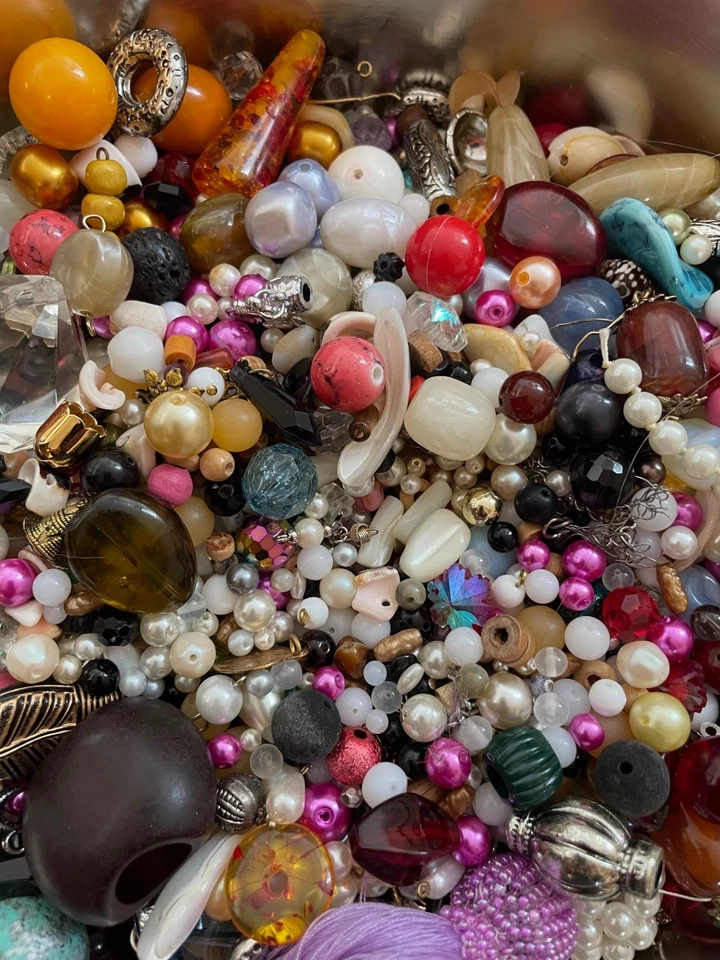 Perlenerlen Mix-Konvolut 2kg Glasperlen/Acryl/Metall/Holz/Spacer - Bild 4 von 4