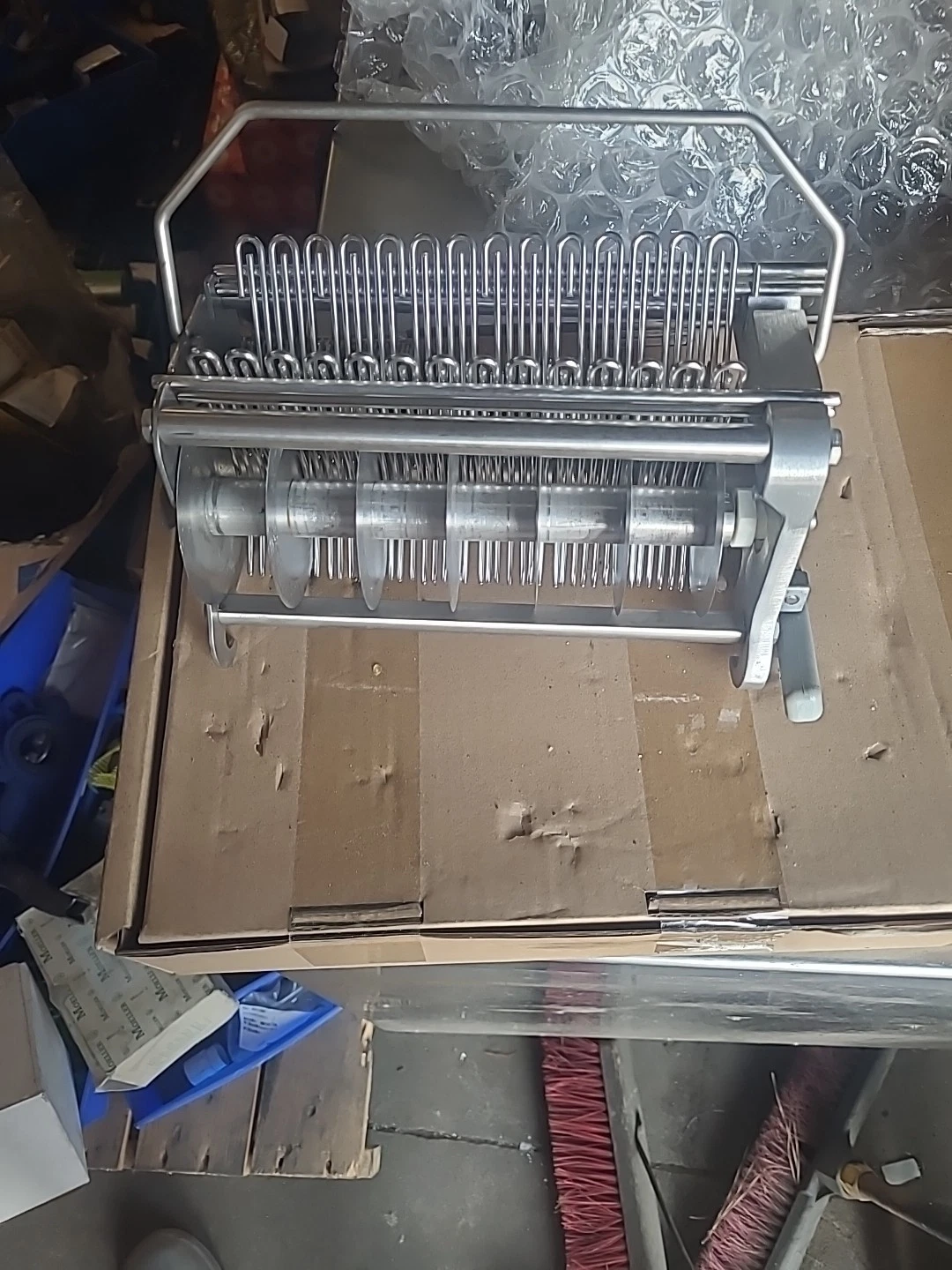 biro meat tenderizer cradle
Opens in a new window or tab