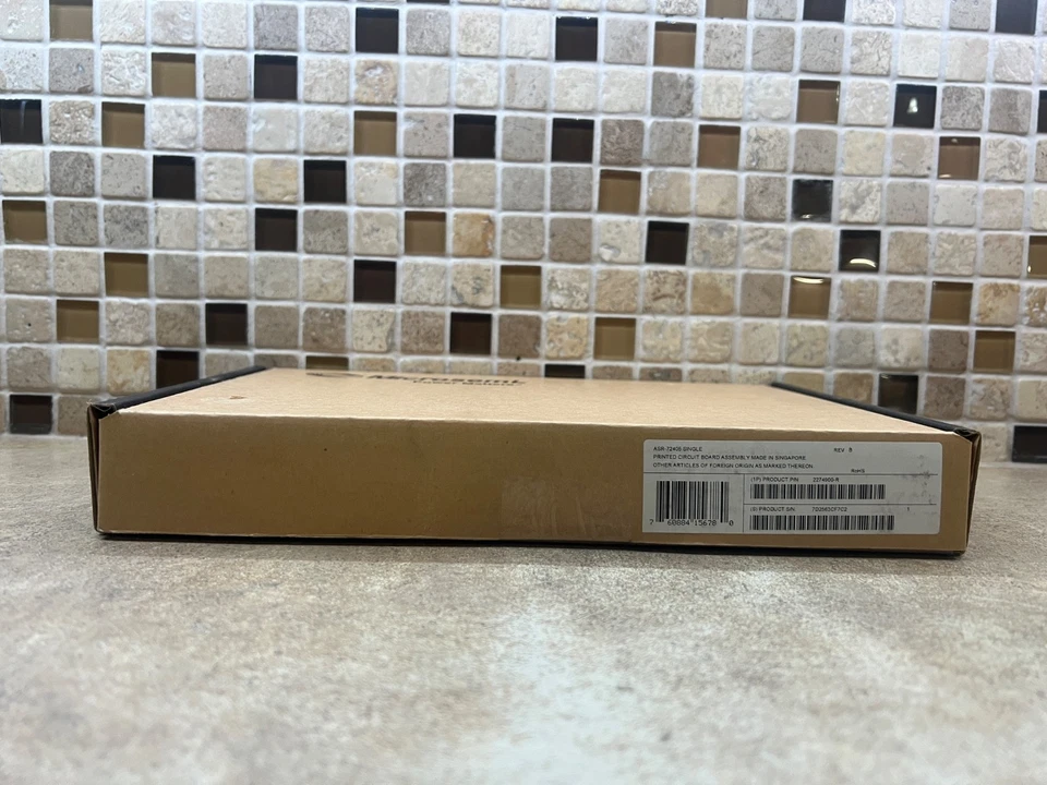 Adaptec ASR-72405 24-Port 1GB Cache 6Gb/s SAS SATA PCIe-3 RAID Controller Card - Image 2 of 4