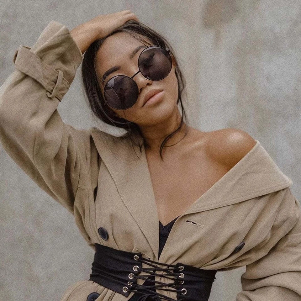 Gafas de sol circulares redondas de metal inspiradas vintage de gran tamaño 8370 Foto 3 de 4