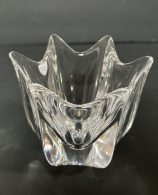 ORREFORS Sweden   ~ Tulip (6 Point) Crystal Bowl ~ 5'' ~ with Sticker and Signed