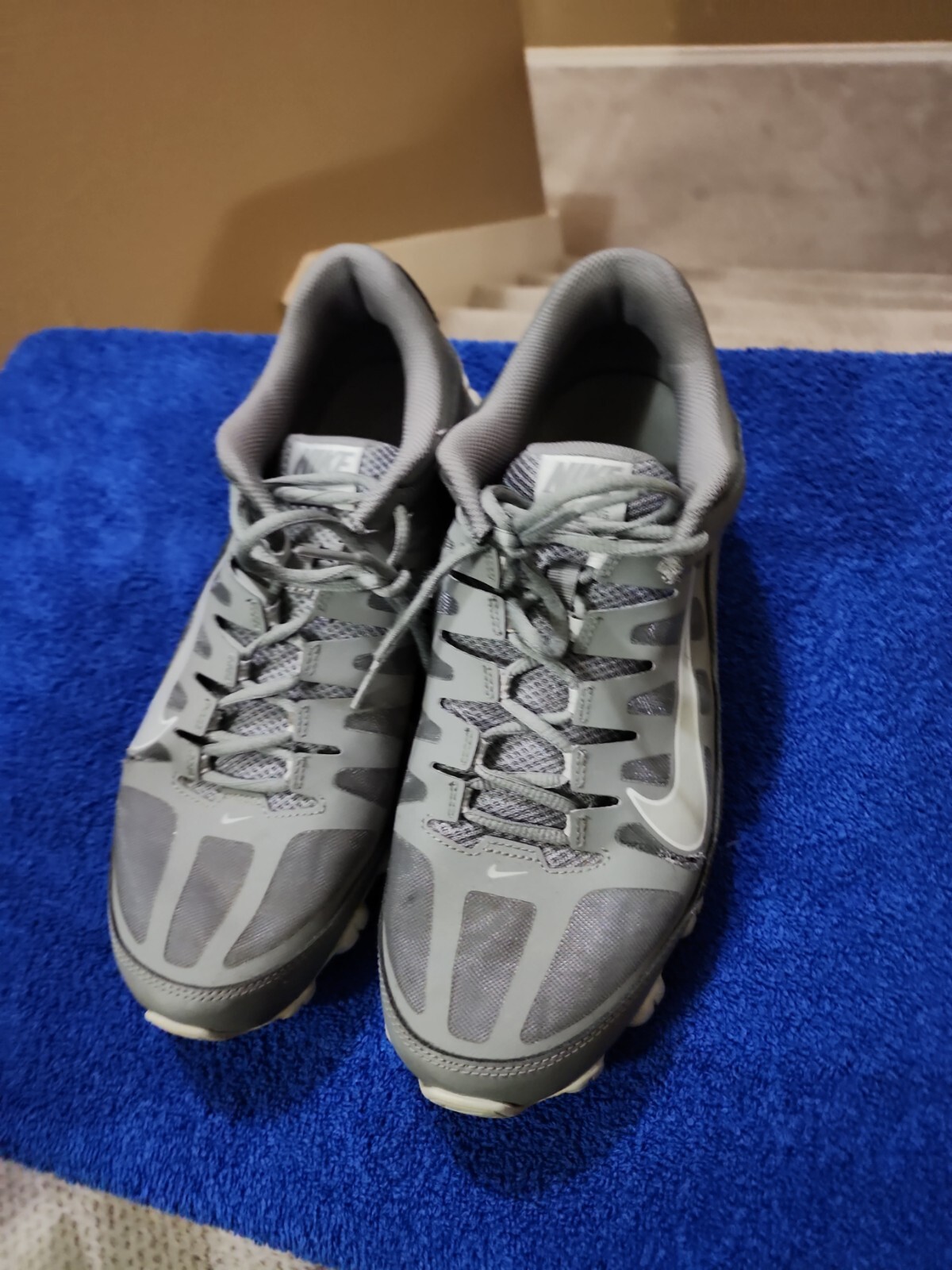 mens nike shoes size 11