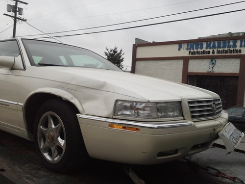 97-99 Cadillac Eldorado Climat Control in good condition 1997-1999 - Picture 4 of 17