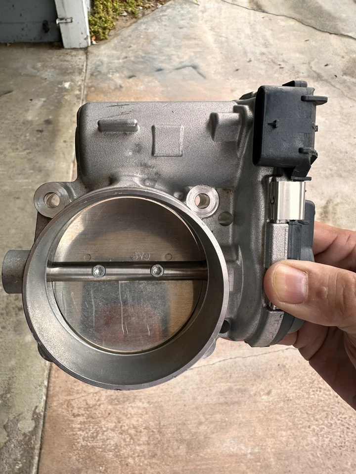 JEEP WRANGLER Throttle Body OEM - Image 2 of 3