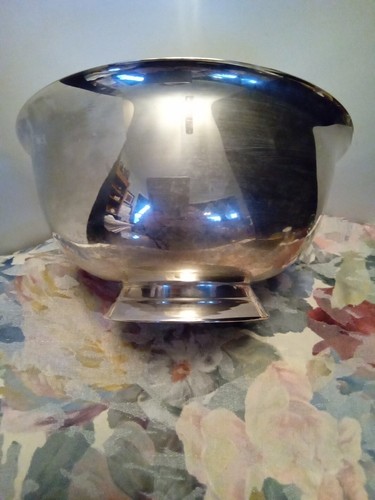 VTG Oneida Fruit Salad Serving Bowl Stainless Steel 10.25x5.25" Footed Pedestal - Picture 2 of 3