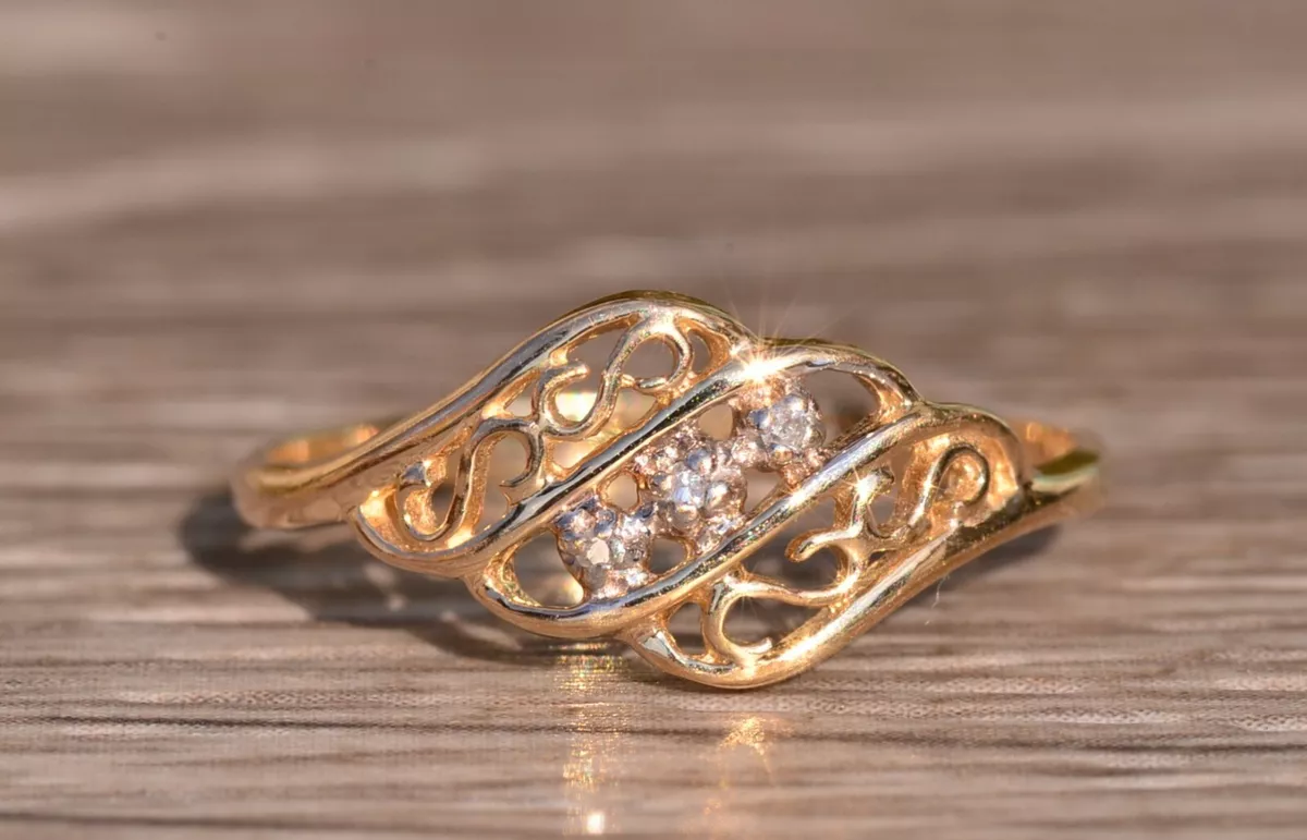 Vintage Yellow Gold Three Stone Diamond Ring
