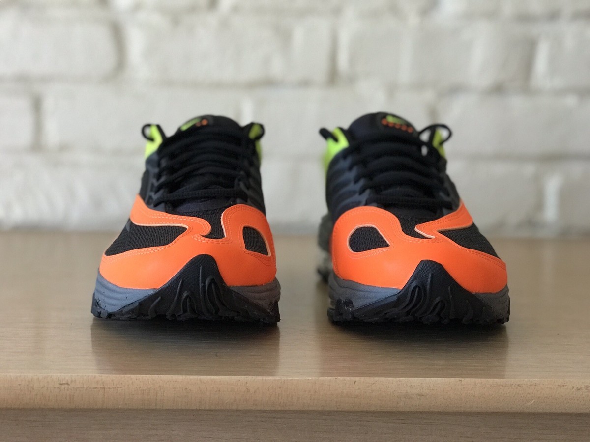 Nike Air Tuned Max Shoes Men 11 Black Gray Orange Volt  display picture 1