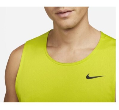 nike drifit miler running vest
