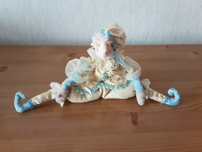 Seltene Vintage Katherine's Collection Wayne Kleski nicht mehr produziert Skye Blu Schaf Sitzsack Puppe