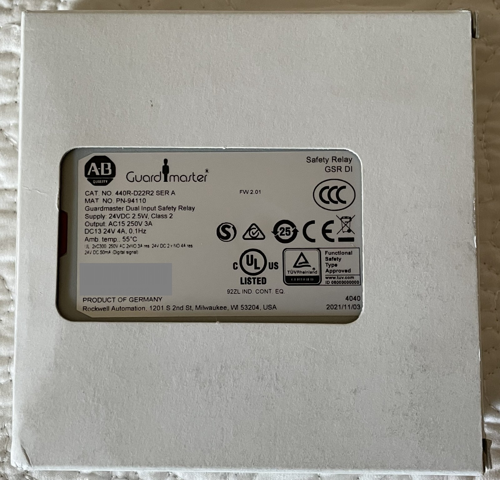 USA NEW ALLEN BRADLEY 440R-D22R2 GSR DI SAFETY RELAY 24VDC DUAL INPUT SER A