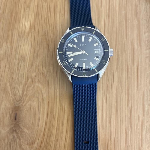 Doxa Sub 200 Blue Dial Automatic Diver's 200M Men's Watch 799....